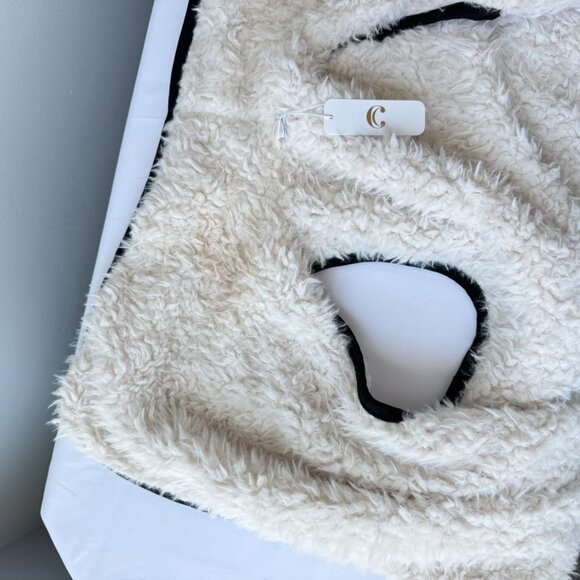 Charming Charlie Small White with Black Trim Sherpa Furry Vest - Picture 12 of 12